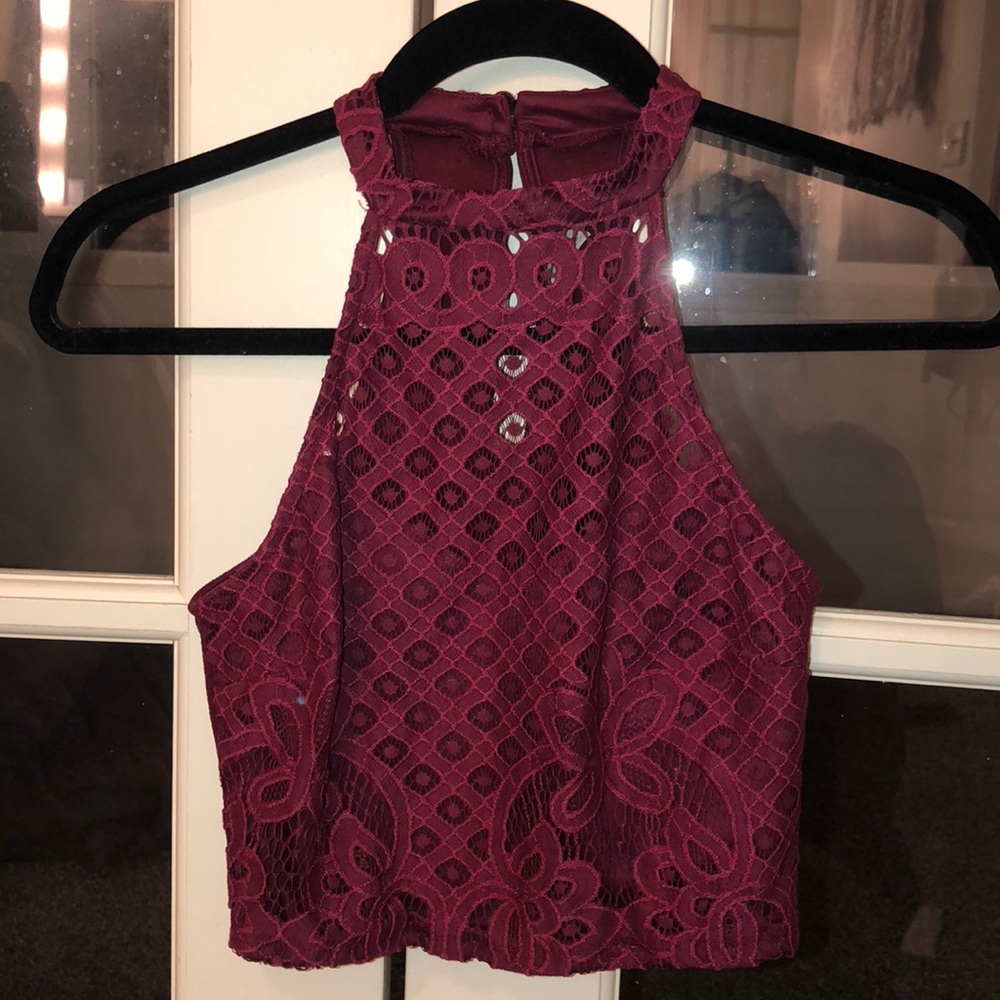 CROPPED HALTER